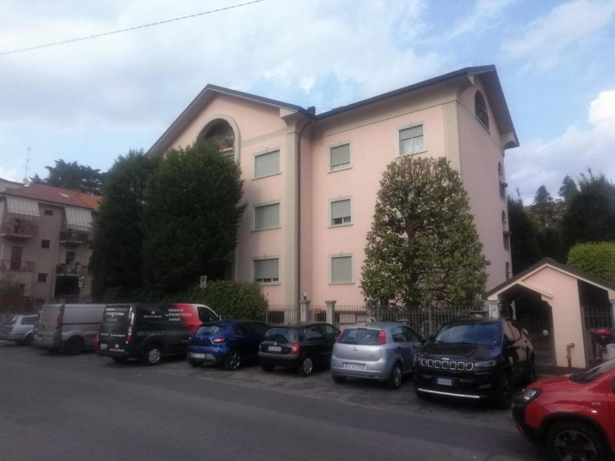 Casa Vacanze La Mela Monza Dış mekan fotoğraf